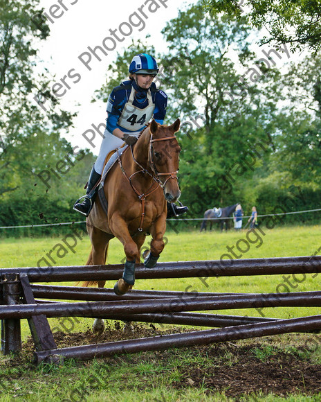 LSE horse trials 045 
 LSE Horse trials 
 Keywords: London and South East Horse Trials, Piers Photo