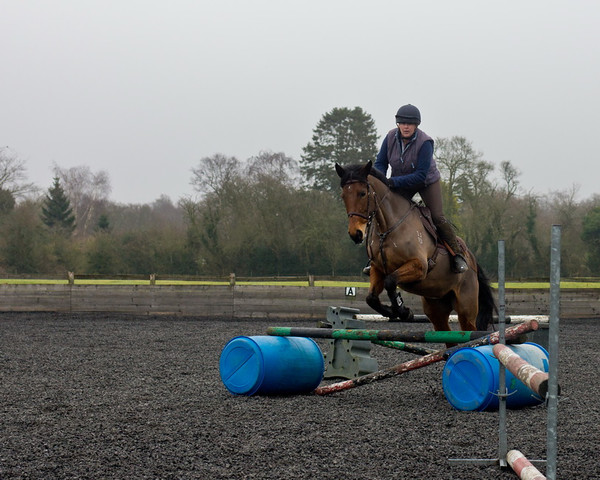 Ollie and Blyth Lesson 44 
 Ollie and Blyth Lesson 
 Keywords: Piers Photo, Moses Plat Yard, Ollie, Blyth, Mary Hilder, Jo Reynolds