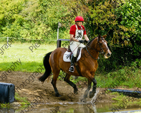 LSE Horse Trials 111 
 LSE Horse Trials 
 Keywords: London and South East Horse Trials, Piers Photo