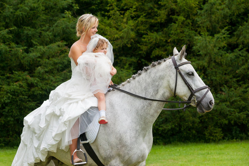 WWE Bridal BHS 066 
 West Wycombe Horse shoot 
 Keywords: Buckinghamshire wedding photographer, Horses, Piers Photo, Summer, West Wycombe House