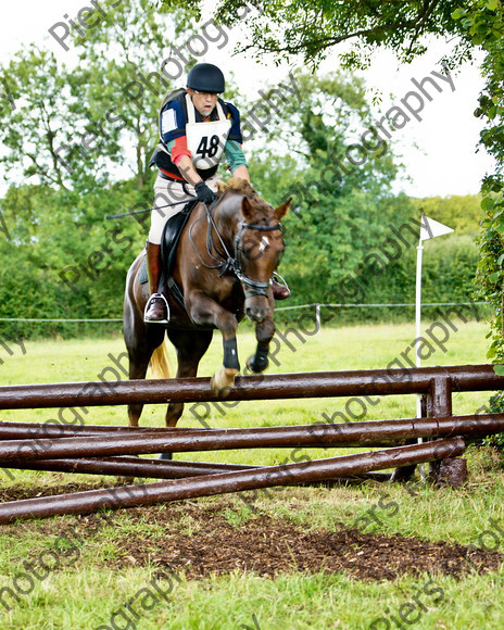 LSE horse trials 059 
 LSE Horse trials 
 Keywords: London and South East Horse Trials, Piers Photo