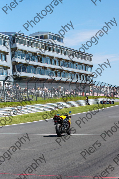 Brands Hatch 054 
 Brands Hatch Super Bikes