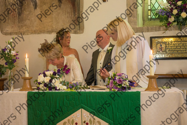 Emma and Duncan 276 
 Emma and Duncan's wedding 
 Keywords: Bucks Wedding photographer, Piers Photography, Gt Missenden Church, Uplands House