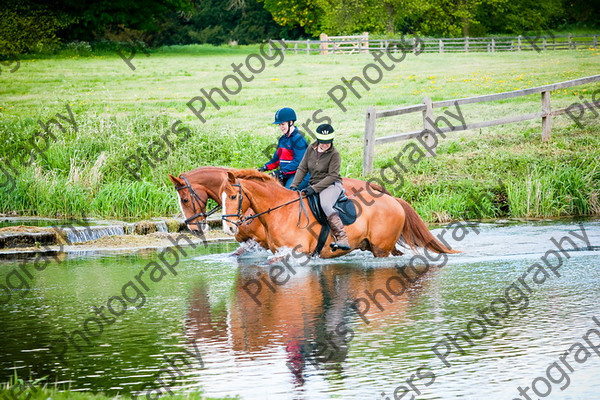 NRCWWE09 037 
 Naphill Riding Club West Wycombe Ride 09 
 Keywords: Naphill Riding Club, West Wycombe Estate