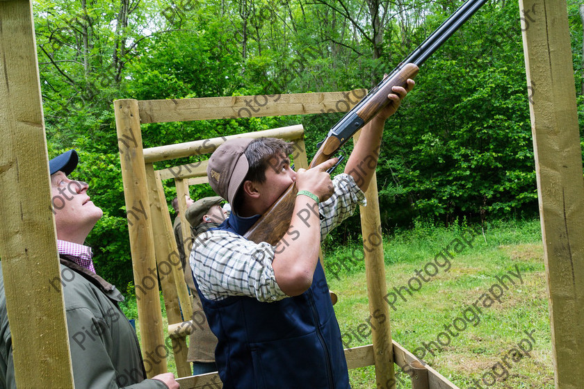 Owain 030 
 EJ Churchill Clay shoot