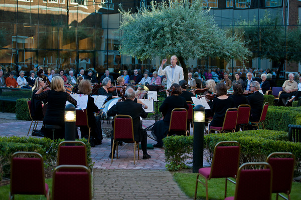 Clare Foundation Concert 021 
 Clare Foundation concert 
 Keywords: Chiltern Camerata, Clare Foundation, Piers Photography, events