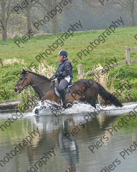 NRC WWE08 08 
 Naphill Riding Club at WWE 
 Keywords: Naphill Riding Club, West Wycombe, water