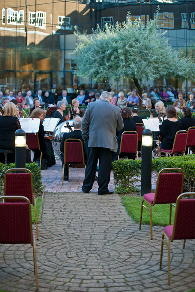 Clare Foundation Concert 017 
 Clare Foundation concert 
 Keywords: Chiltern Camerata, Clare Foundation, Piers Photography, events