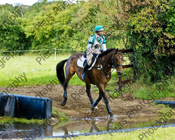 LSE Horse Trials 136 
 LSE Horse Trials 
 Keywords: London and South East Horse Trials, Piers Photo