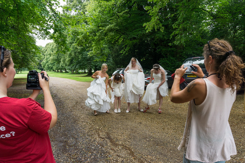 WWE Bridal BHS 008 
 West Wycombe Horse shoot 
 Keywords: Buckinghamshire wedding photographer, Horses, Piers Photo, Summer, West Wycombe House