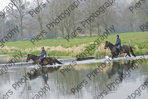 NRC WWE08 09 
 Naphill Riding Club at WWE 
 Keywords: Naphill Riding Club, West Wycombe, water