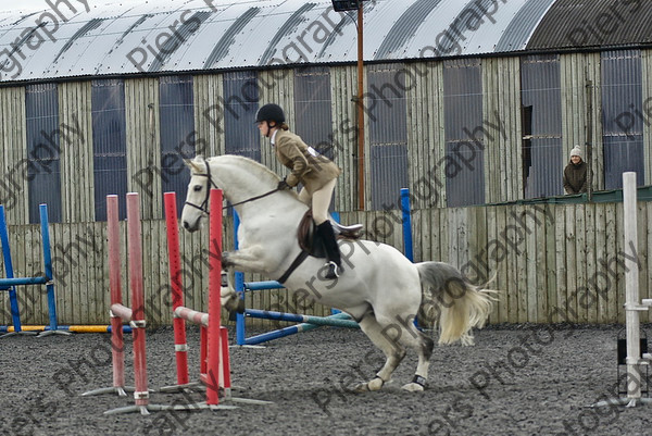 Class 3 24 
 SONY DSC 
 Keywords: Pyatts, Show jumping