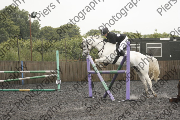 Class 4 06 
 Pyatts Jumping July 2008