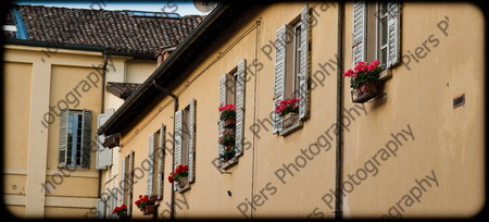 Parma 24 
 Parma May 2011 
 Keywords: Piers Photo, Parma