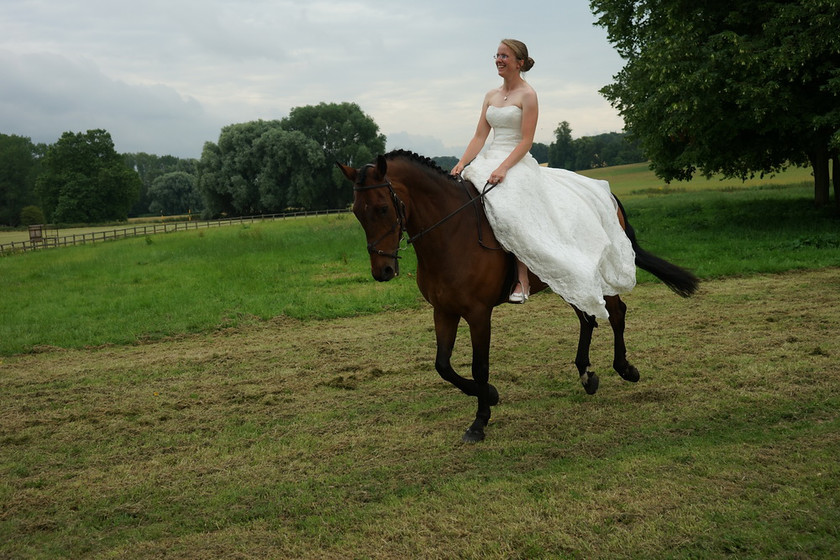 Alice Canter 057 
 West Wycombe Horse shoot 
 Keywords: Buckinghamshire wedding photographer, Horses, Piers Photo, Summer, West Wycombe House