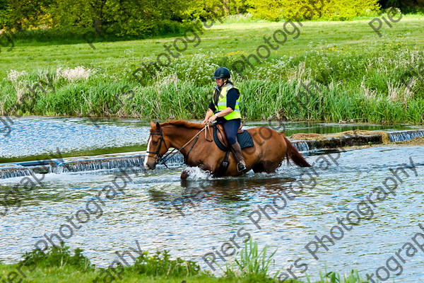 NRCWWE09 021 
 Naphill Riding Club West Wycombe Ride 09 
 Keywords: Naphill Riding Club, West Wycombe Estate