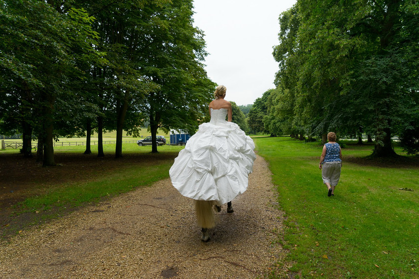 WWE Bridal BHS 025 
 West Wycombe Horse shoot 
 Keywords: Buckinghamshire wedding photographer, Horses, Piers Photo, Summer, West Wycombe House