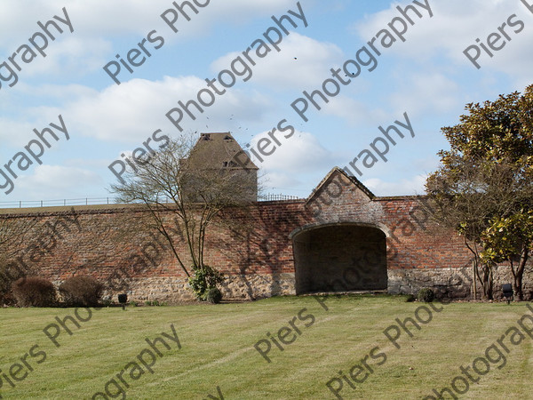 Paula & Wayne 658 
 Keywords: Notley Abbey, Paula and Wayne, Wedding