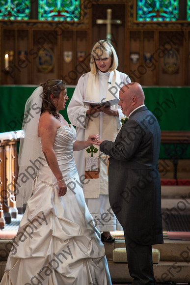 Emma and Duncan 235 
 Emma and Duncan's wedding 
 Keywords: Bucks Wedding photographer, Piers Photography, Gt Missenden Church, Uplands House