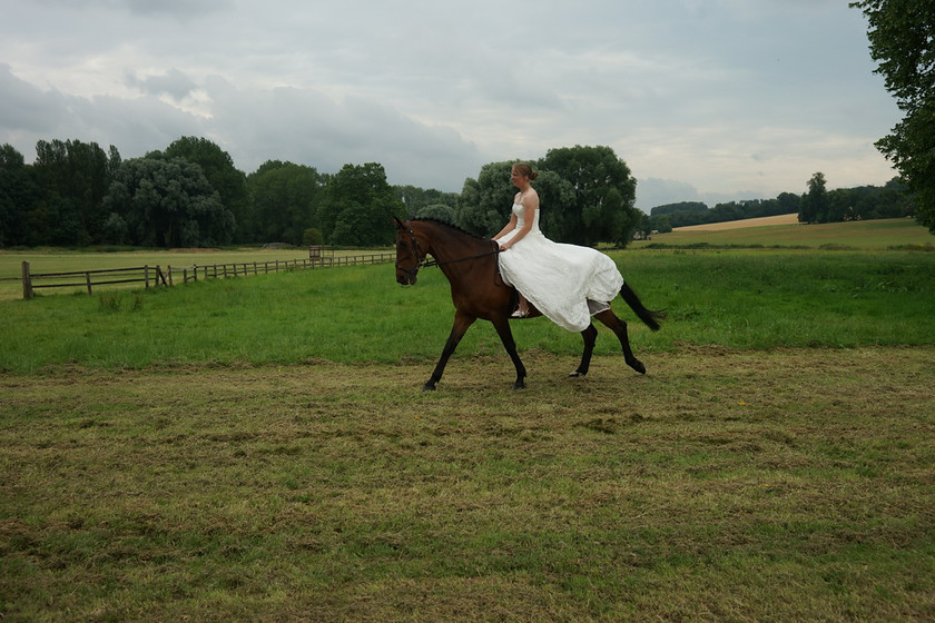 Alice Canter 031 
 West Wycombe Horse shoot 
 Keywords: Buckinghamshire wedding photographer, Horses, Piers Photo, Summer, West Wycombe House