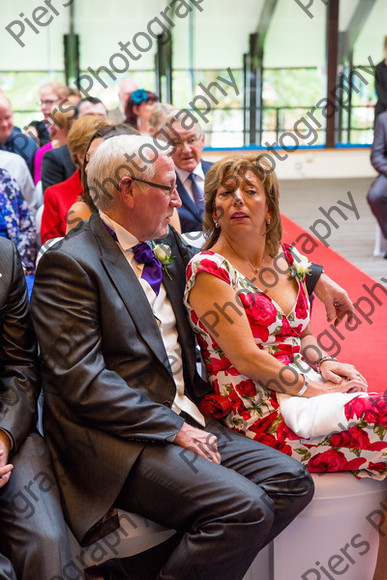 Vicky and Darren 303 
 Vicky and Darren's wedding 
 Keywords: Buckinghamshire wedding photographer, Piers Photography, Uplands Devere, Weddings