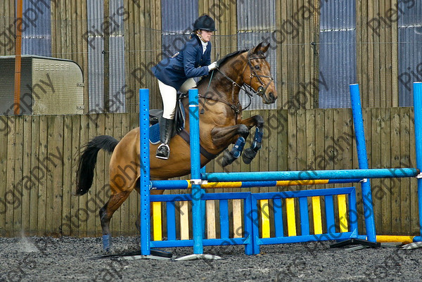 Class 4 20 
 SONY DSC 
 Keywords: Pyatts, Show jumping