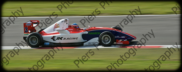 Brands Hatch -02 
 Brands Hatch 23 July 2011 
 Keywords: Brands Hatch, Mark Pain Photoschool, Piers Photo