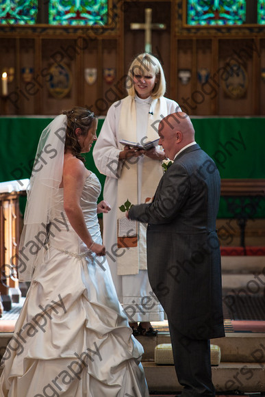 Emma and Duncan 236 
 Emma and Duncan's wedding 
 Keywords: Bucks Wedding photographer, Piers Photography, Gt Missenden Church, Uplands House