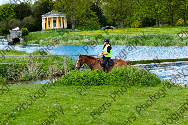 NRCWWE09 024 
 Naphill Riding Club West Wycombe Ride 09 
 Keywords: Naphill Riding Club, West Wycombe Estate