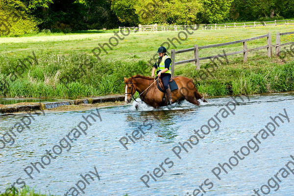 NRCWWE09 019 
 Naphill Riding Club West Wycombe Ride 09 
 Keywords: Naphill Riding Club, West Wycombe Estate