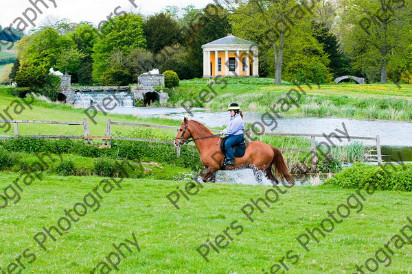 NRCWWE09 063 
 Naphill Riding Club West Wycombe Ride 09 
 Keywords: Naphill Riding Club, West Wycombe Estate