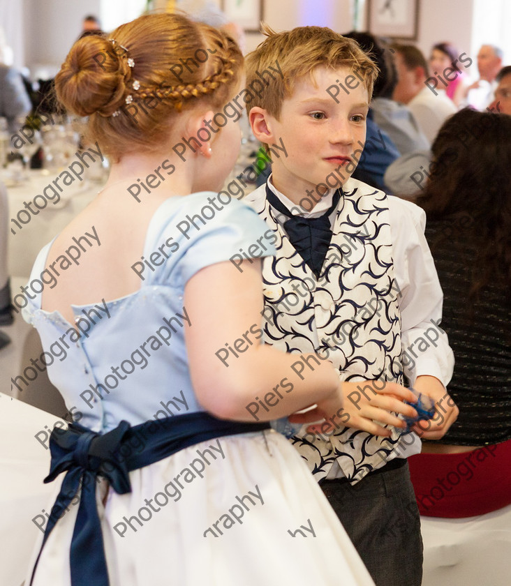 Suzi and Tim 629 
 Susi and Tim's wedding 
 Keywords: Piers Photography. Buckinghamshire wedding photographer, wedding