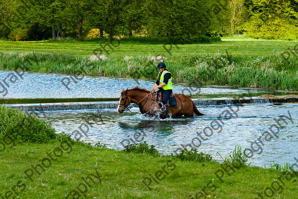 NRCWWE09 022 
 Naphill Riding Club West Wycombe Ride 09 
 Keywords: Naphill Riding Club, West Wycombe Estate