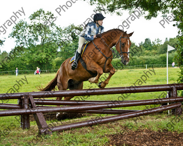 LSE horse trials 003 
 LSE Horse trials 
 Keywords: London and South East Horse Trials, Piers Photo