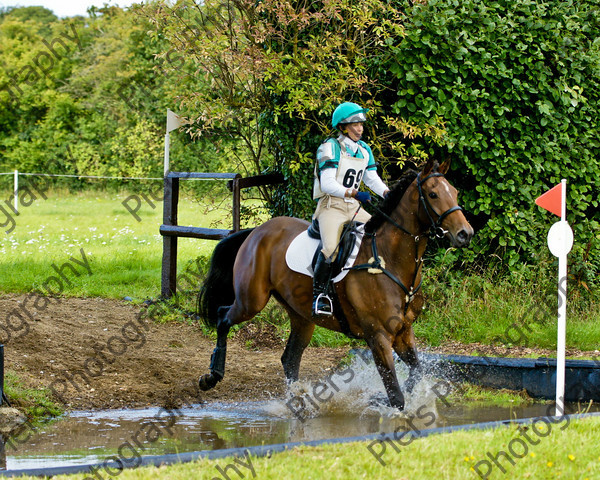 LSE Horse Trials 137 
 LSE Horse Trials 
 Keywords: London and South East Horse Trials, Piers Photo