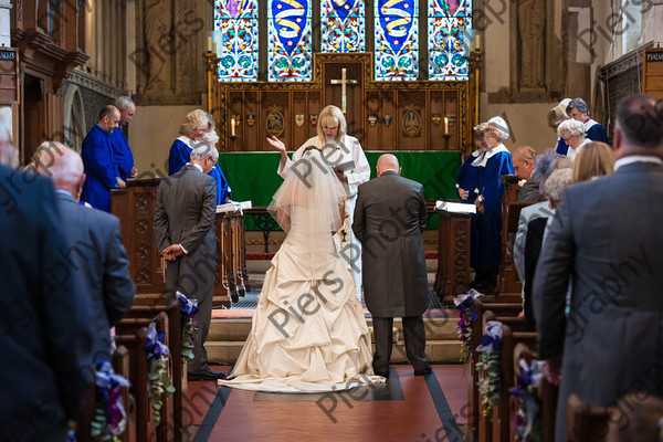 Emma and Duncan 213 
 Emma and Duncan's wedding 
 Keywords: Bucks Wedding photographer, Piers Photography, Gt Missenden Church, Uplands House