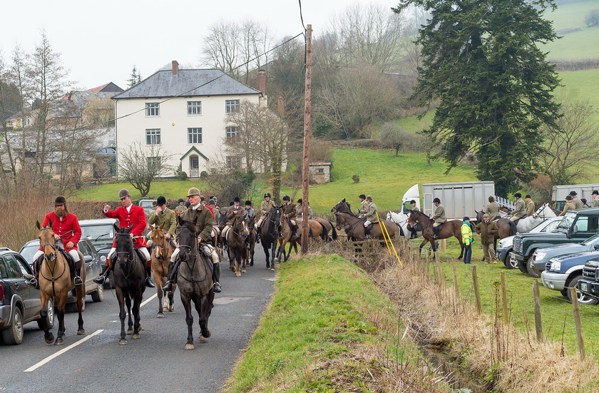 Hunting Exmoor 113 
 The Devon and Somerset Stag Hounds 
 Keywords: Buckingahmshire wedding photographer, Exmoor, Piers Photography, Withypool, the Devon and Somerset Stag Hounds