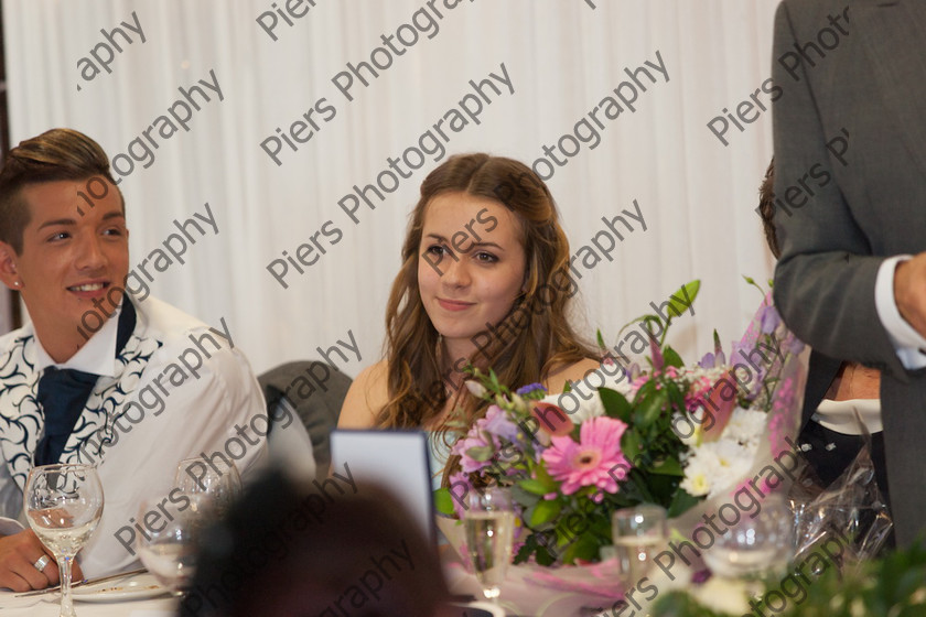 Suzi and Tim 638 
 Suzi and Tim's Wedding 
 Keywords: Buckinghamshire wedding photographer Highfield Park, Piers Photography, Wet Wedding