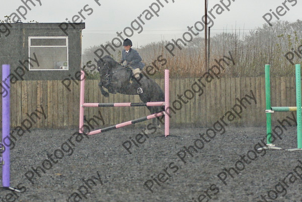 Class 4 13 
 SONY DSC 
 Keywords: Pyatts, Show jumping