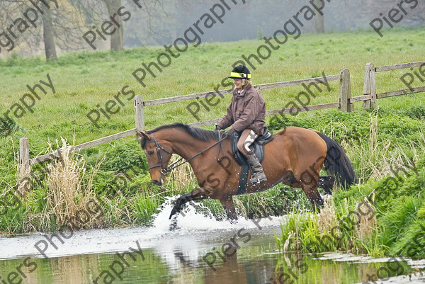 NRC WWE08 64 
 Naphill Riding Club at WWE 
 Keywords: Naphill Riding Club, West Wycombe, water