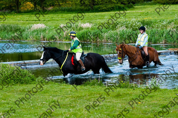 NRCWWE09 056 
 Naphill Riding Club West Wycombe Ride 09 
 Keywords: Naphill Riding Club, West Wycombe Estate