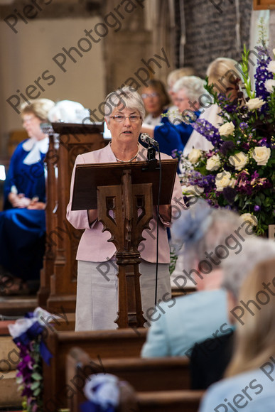 Emma and Duncan 247 
 Emma and Duncan's wedding 
 Keywords: Bucks Wedding photographer, Piers Photography, Gt Missenden Church, Uplands House