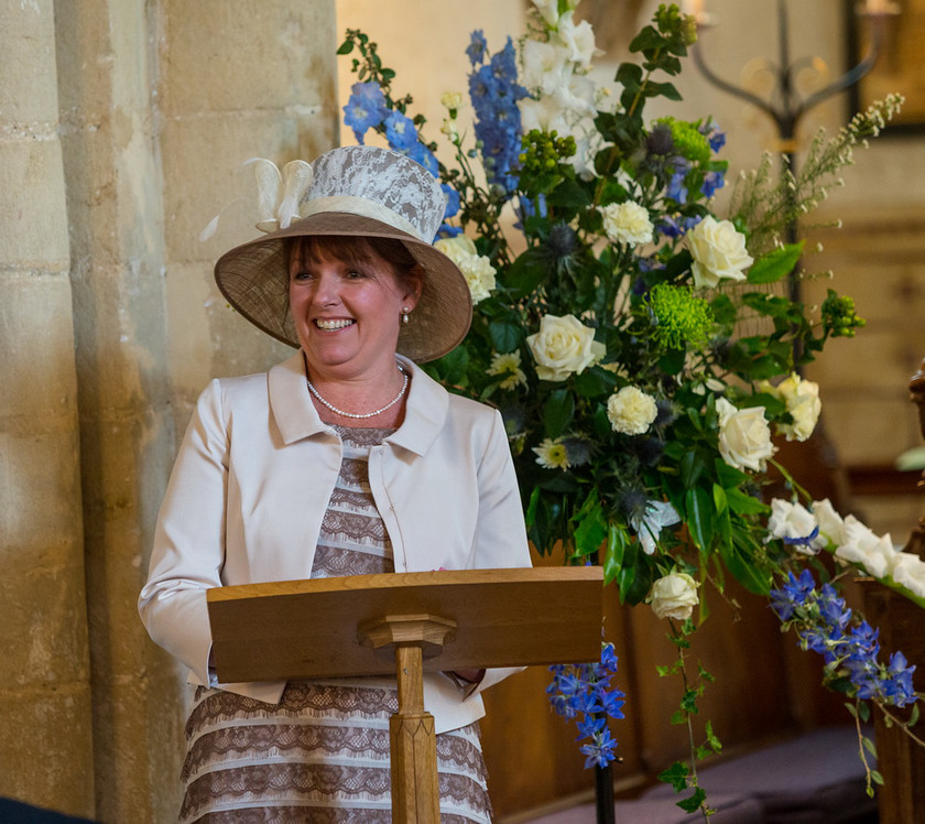 Tika and Oli s wedding 370 
 Tika and Oli's Wedding 
 Keywords: Buckinghamshire wedding photographer, Checkendon, Horse and Carriage, Oli and Jessica wedding