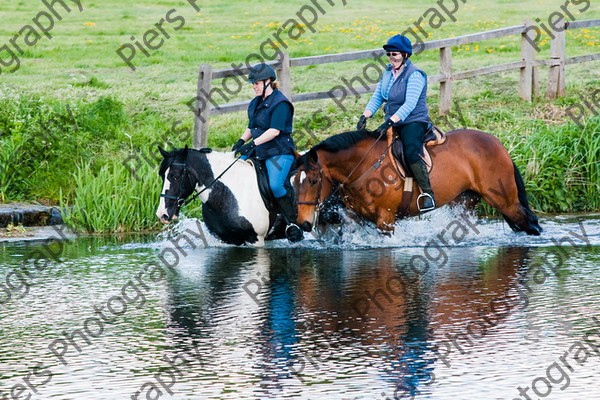 NRCWWE09 027 
 Naphill Riding Club West Wycombe Ride 09 
 Keywords: Naphill Riding Club, West Wycombe Estate