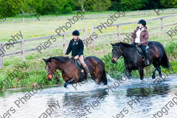 NRCWWE09 070 
 Naphill Riding Club West Wycombe Ride 09 
 Keywords: Naphill Riding Club, West Wycombe Estate