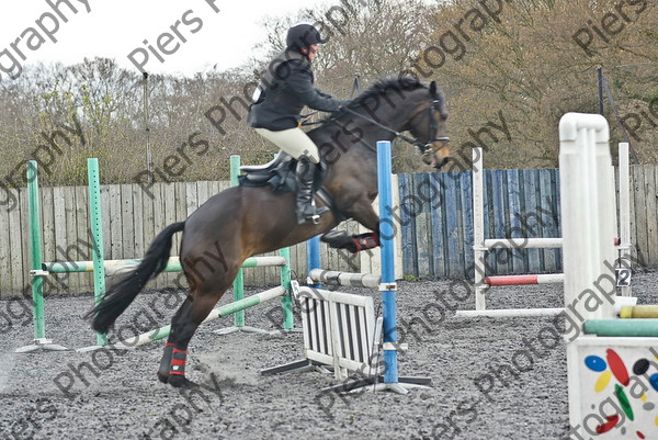 Class 3 22 
 SONY DSC 
 Keywords: Pyatts, Show jumping