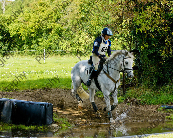 LSE Horse Trials 113 
 LSE Horse Trials 
 Keywords: London and South East Horse Trials, Piers Photo