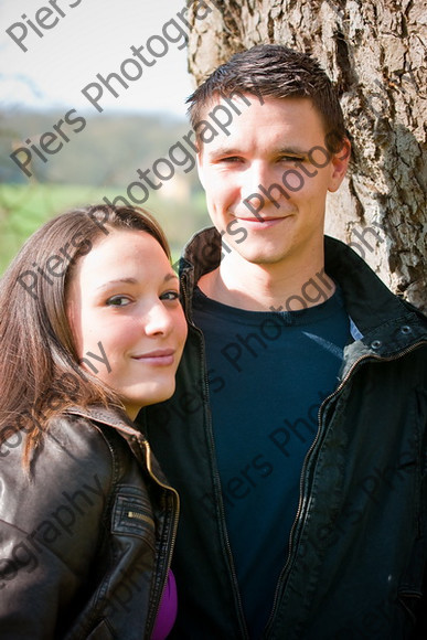 Cristina& Stuart 017 
 Cristina and Stuart 
 Keywords: Cristina & Stuart, Pre wedding Pictures, West Wycombe Park