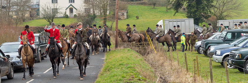 Hunting Exmoor 112 
 The Devon and Somerset Stag Hounds 
 Keywords: Buckingahmshire wedding photographer, Exmoor, Piers Photography, Withypool, the Devon and Somerset Stag Hounds