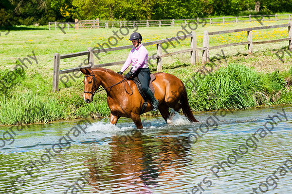 NRCWWE09 079 
 Naphill Riding Club West Wycombe Ride 09 
 Keywords: Naphill Riding Club, West Wycombe Estate